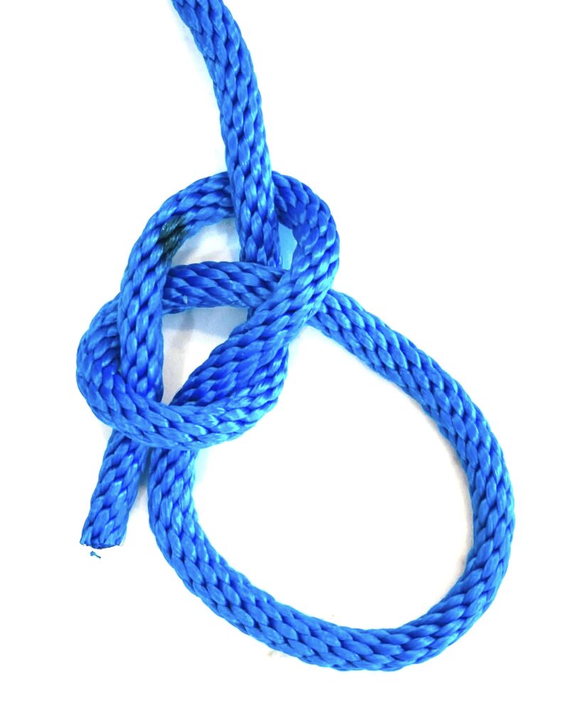 How to tie a Bowline - tighten the knot